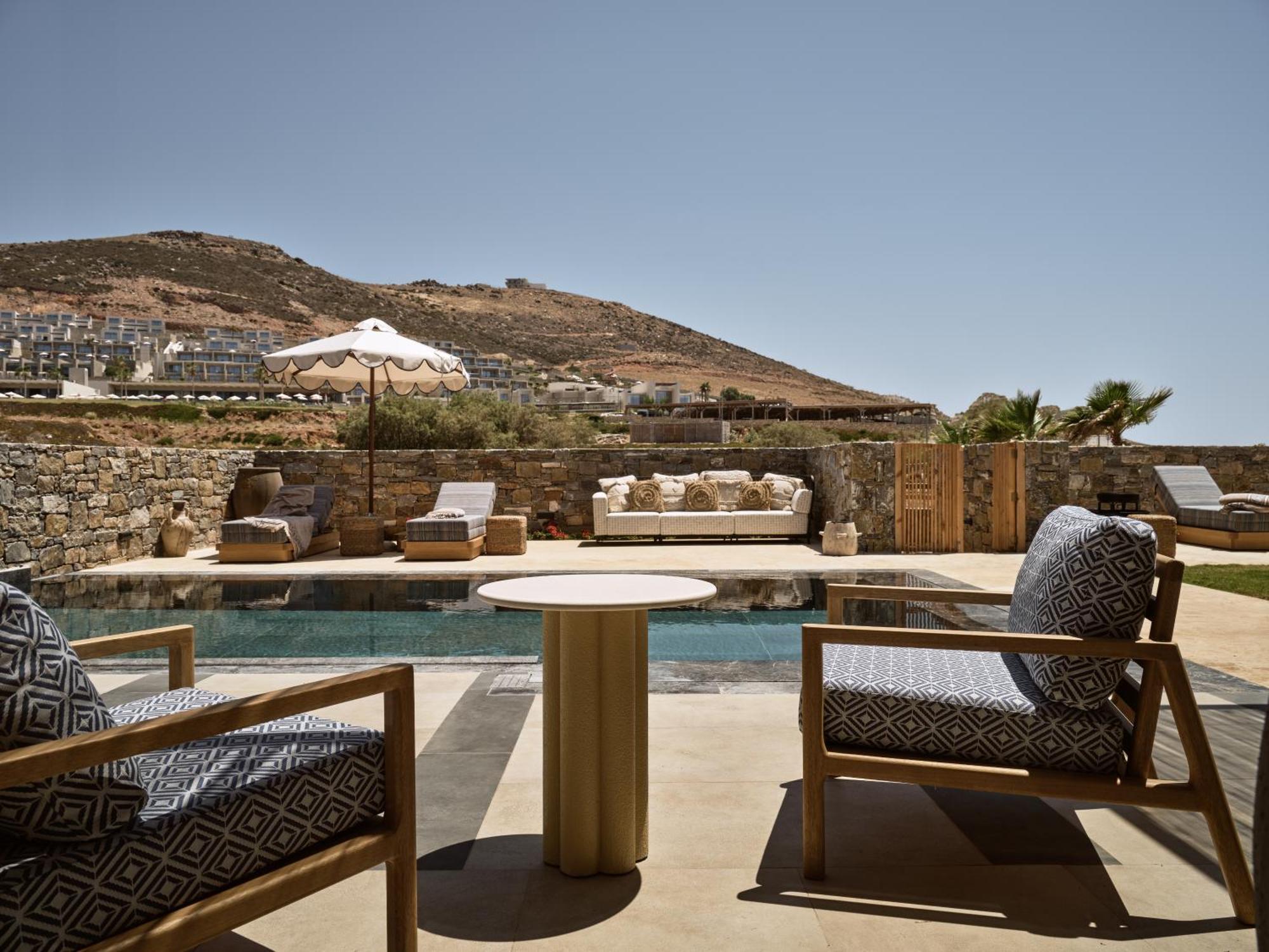The Royal Blue A Luxury (adults Only) Station touristique